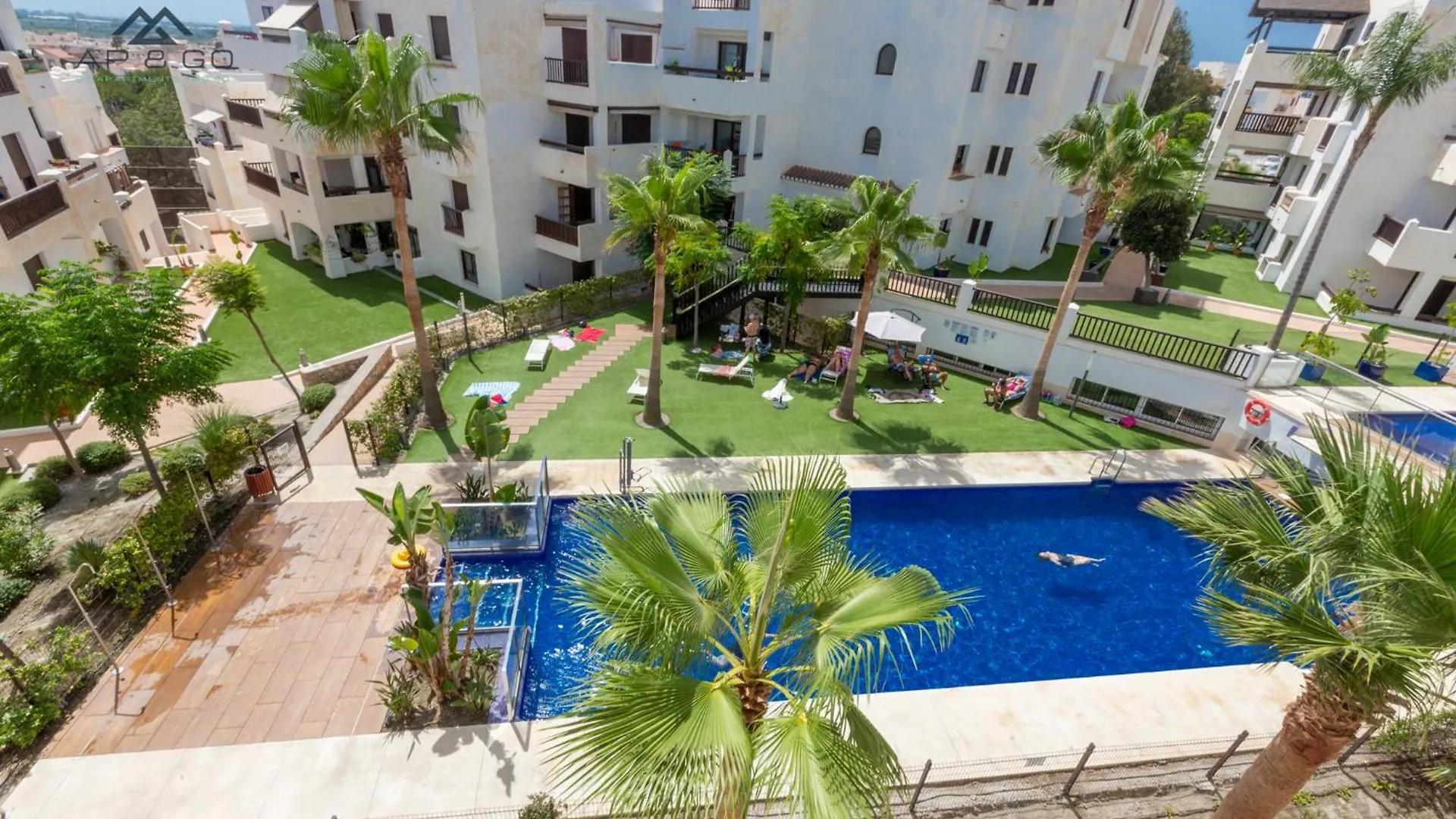 아파트 Oasis III & Spa Relax 4 Rooms 살로브레나 스페인