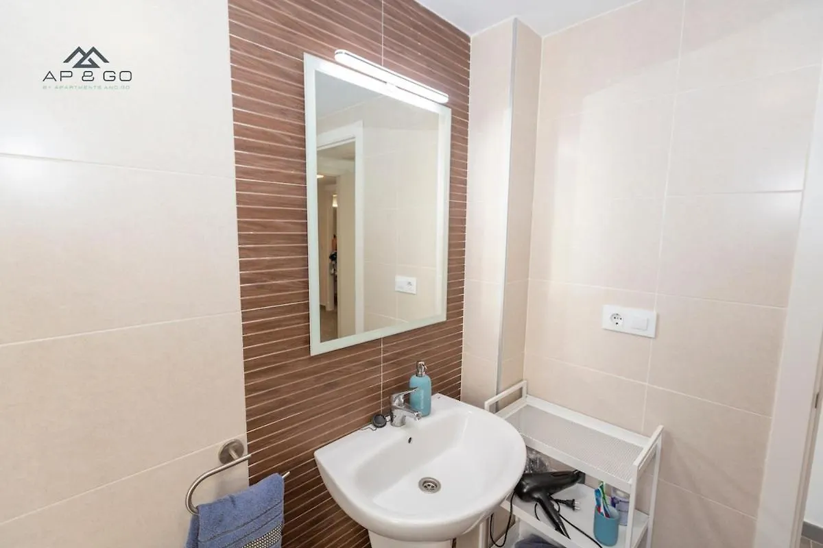 Oasis III & Spa Relax 4 Rooms 살로브레나 0*,
