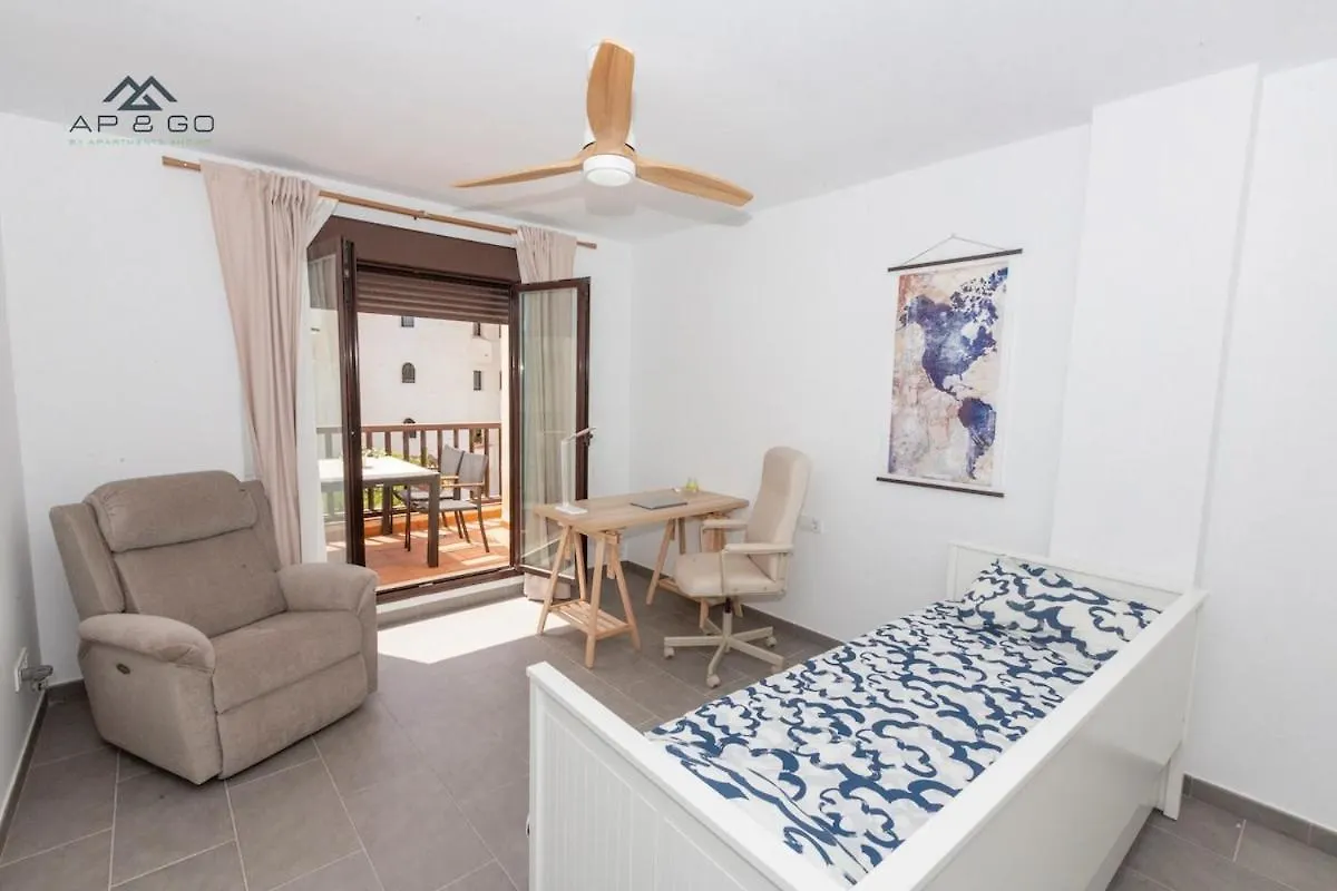 아파트 Oasis III & Spa Relax 4 Rooms 살로브레나